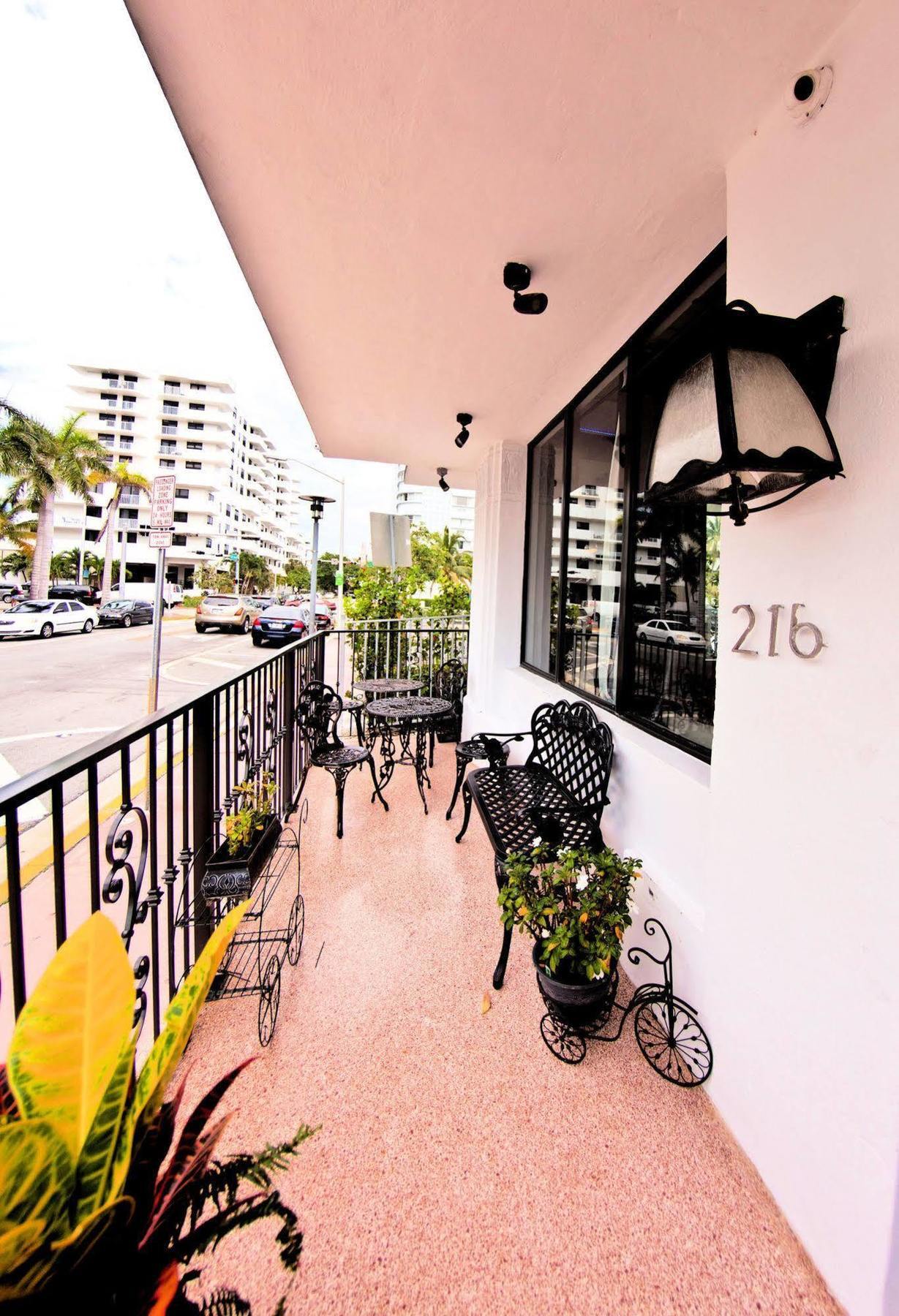 Notebook Miami Beach Buitenkant foto